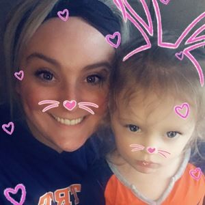 Meet your Posher, Casie